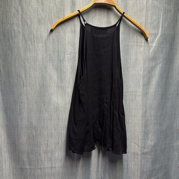 🏴 MINKPINK Black Asymmetrical Relaxed Tank Top size large - Picture 5 of 7